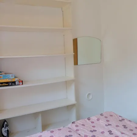 Apartment 4n